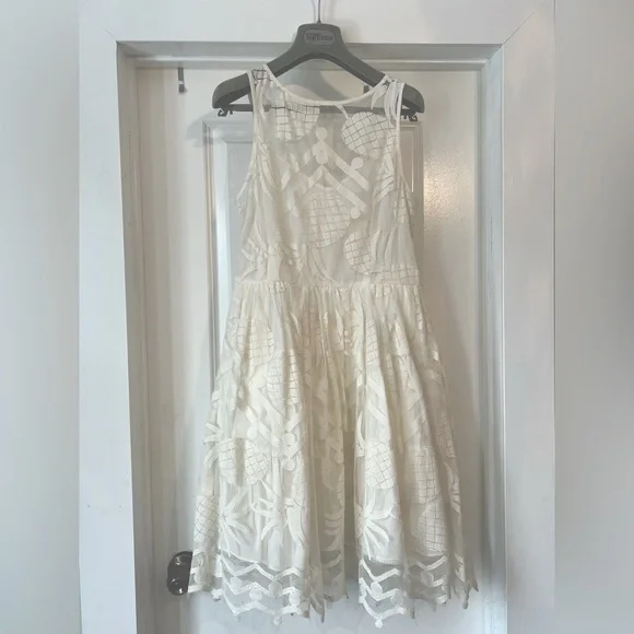 Anthropologie MAEVE Pineapple lace dress - Size 6 - Picture 6 of 10